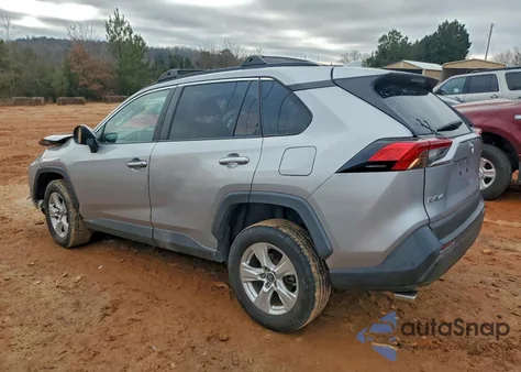 2019 Toyota Rav4 Xle from USA, damaged, VIN 2T3W1RFV5KW027031